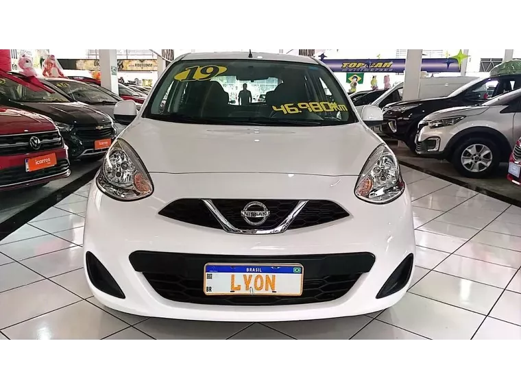 Nissan March Branco 7