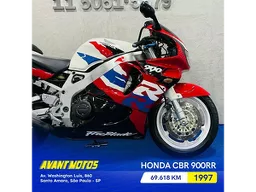 CBR 900