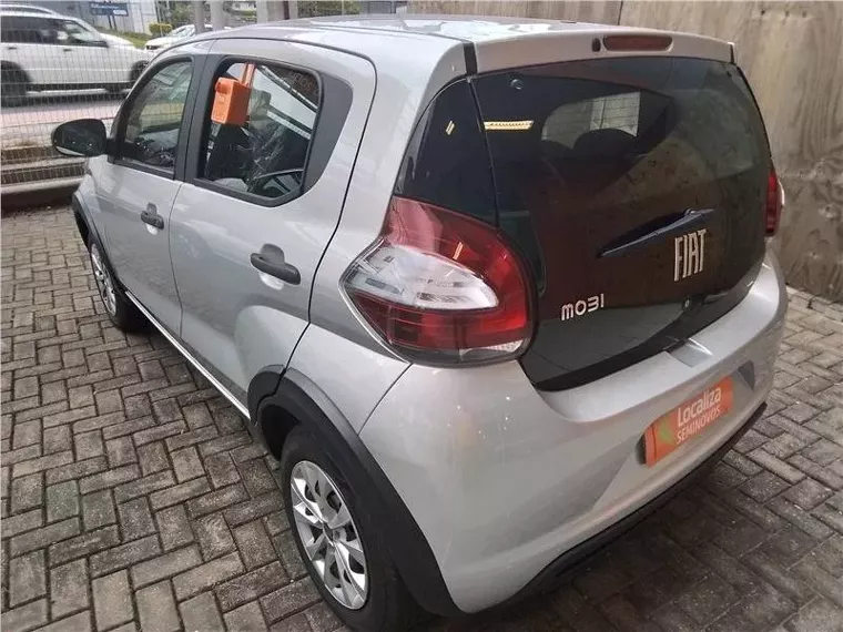 Fiat Mobi Prata 8