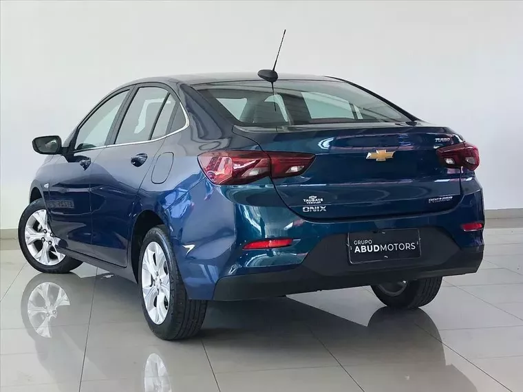 Chevrolet Onix Azul 1