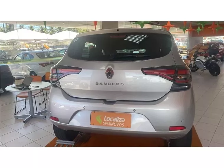 Renault Logan Prata 8