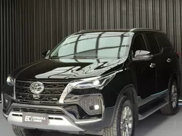 Toyota Hilux SW4