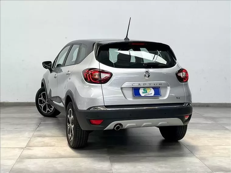 Renault Captur Prata 2