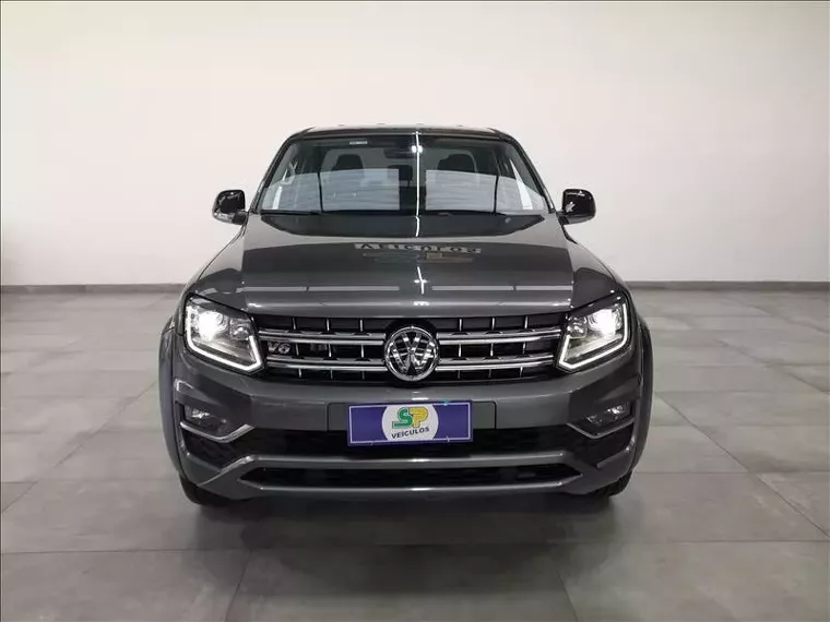 Volkswagen Amarok Cinza 4