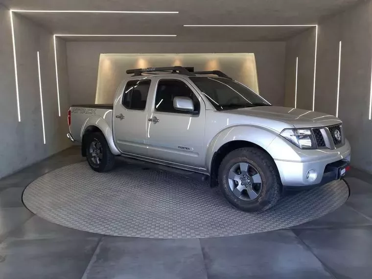 Nissan Frontier Prata 9