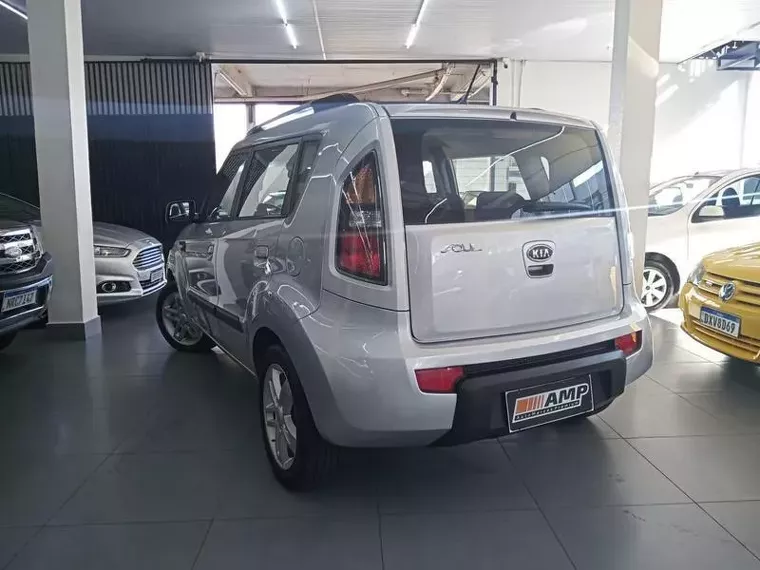 KIA Soul Prata 5