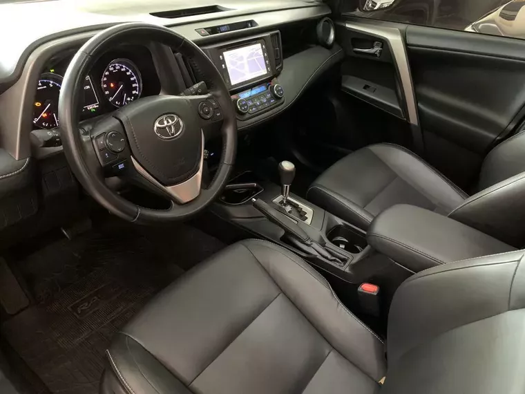 Toyota RAV4 Preto 12