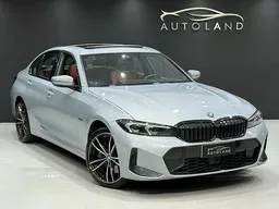 BMW 330e