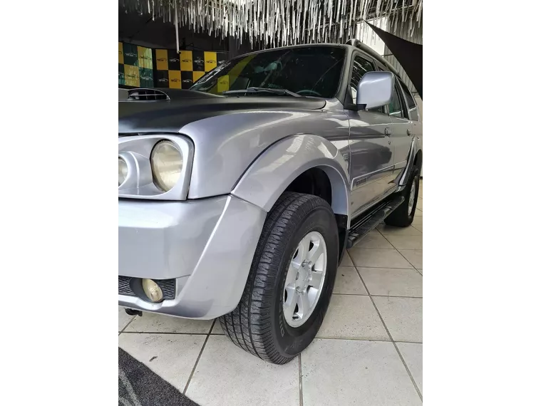 Mitsubishi Pajero Sport Prata 9