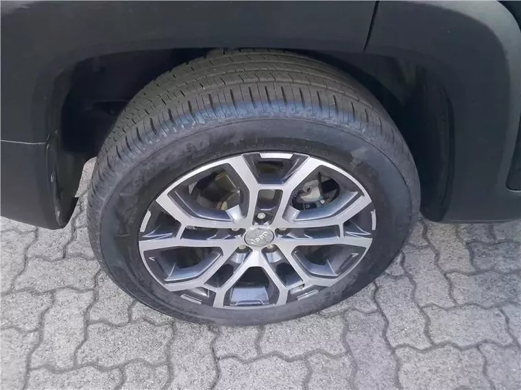 Jeep Renegade Preto 15