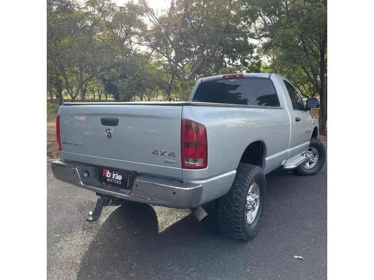 Dodge RAM Prata 7