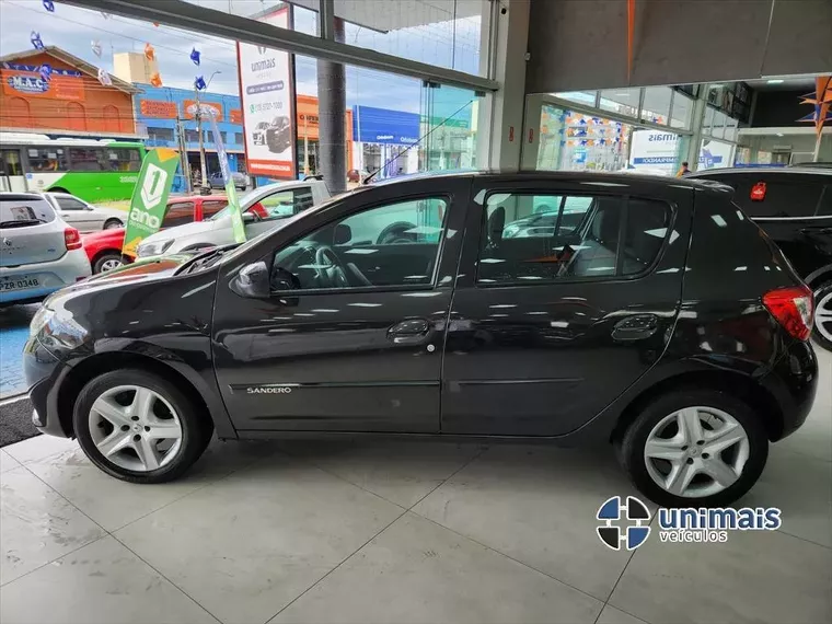 Renault Sandero Preto 12