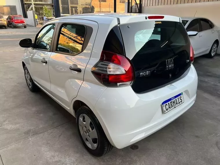 Fiat Mobi Branco 2