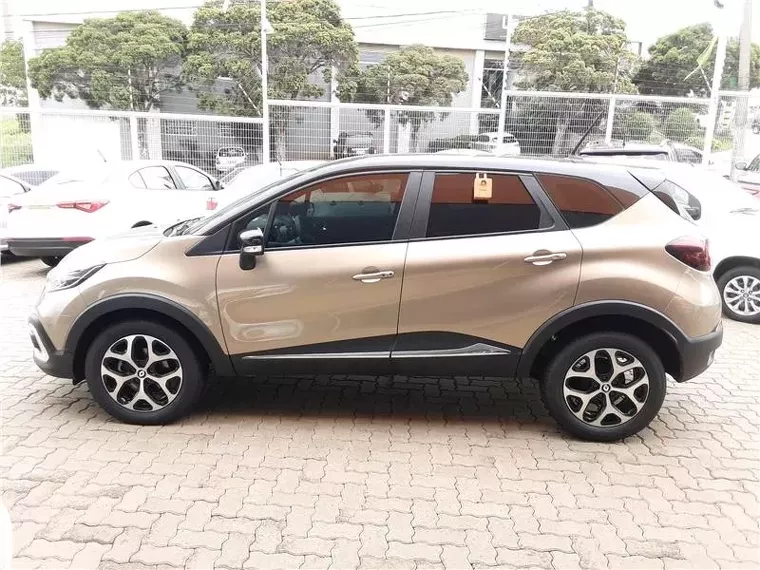 Renault Captur Bronze 1