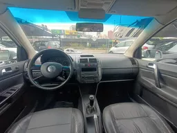 Volkswagen Polo Sedan