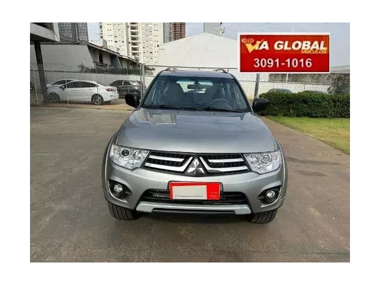 Mitsubishi Pajero Dakar Prata 8