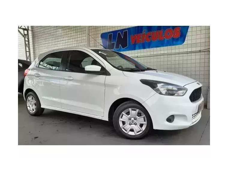 Ford KA Branco 3