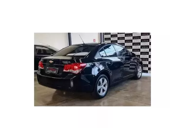 Chevrolet Cruze Preto 2