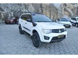 Mitsubishi Pajero Dakar