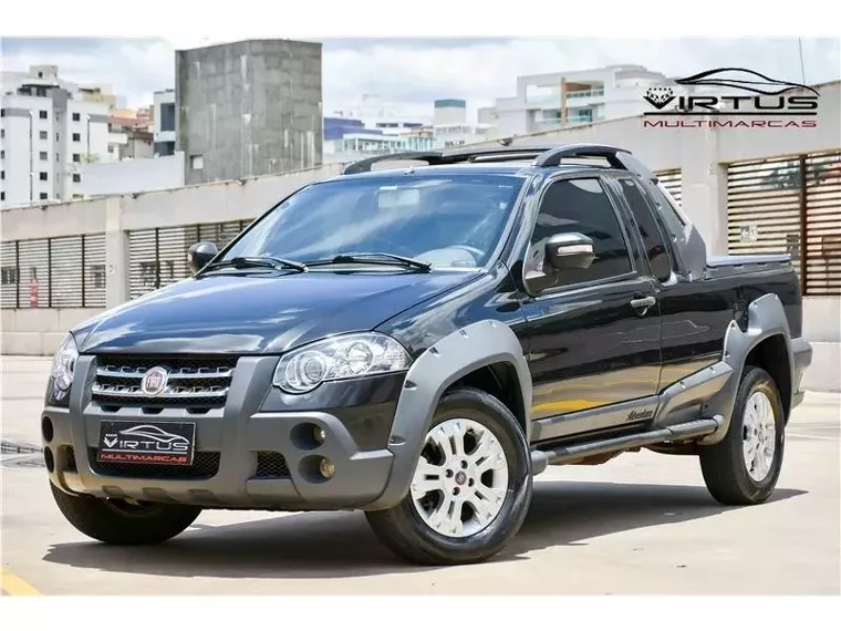 Fiat Strada Preto 1