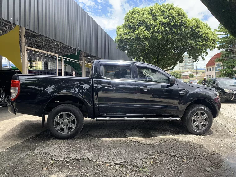 Ford Ranger Preto 5