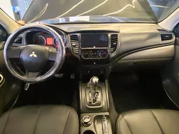 Mitsubishi L200 Outdoor