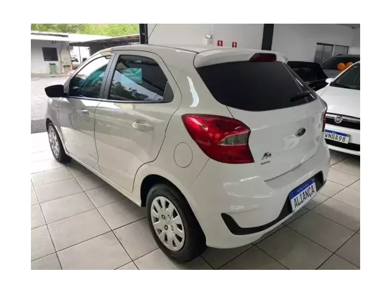 Ford KA Branco 3