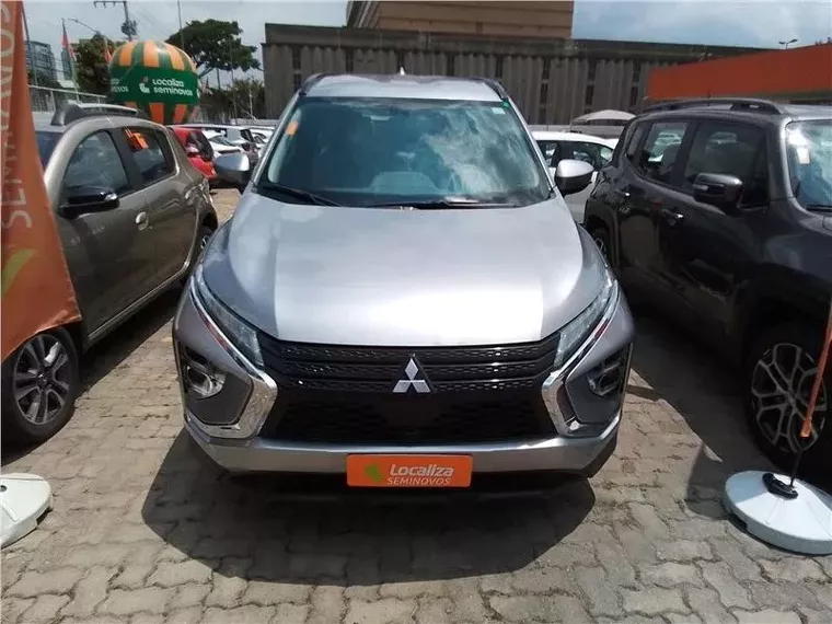 Mitsubishi Eclipse Cross Prata 7