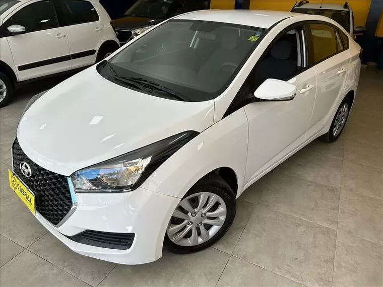 Hyundai HB20S Branco 3