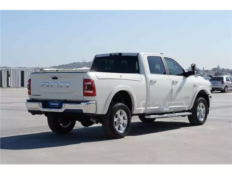 RAM 2500 Branco 5