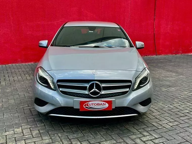 Mercedes-benz A 200 Prata 1