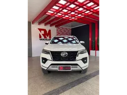 Toyota Hilux SW4