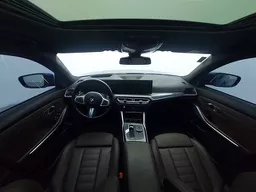 BMW 320i