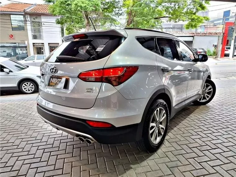 Hyundai Santa Fé Prata 17