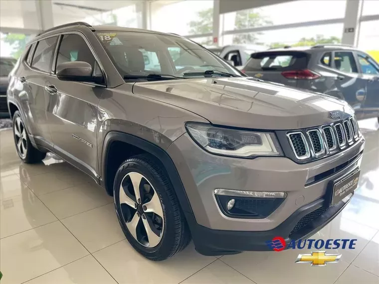 Jeep Compass Bege 1