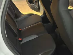 Volkswagen Polo Sedan