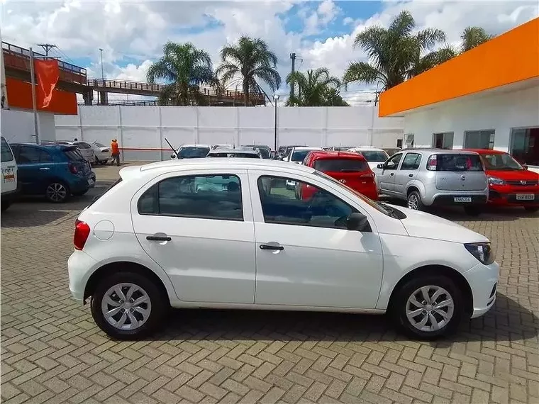 Volkswagen Gol Branco 7