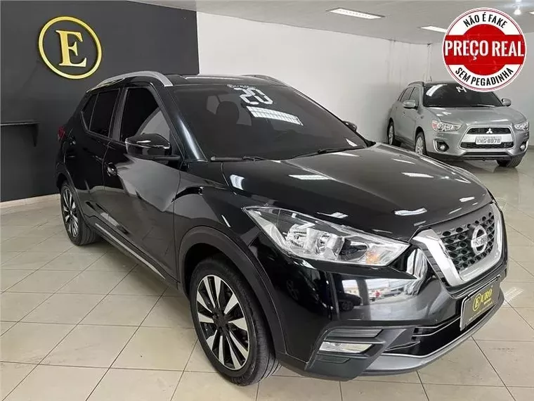 Nissan Kicks Preto 3