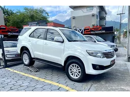 Toyota Hilux SW4