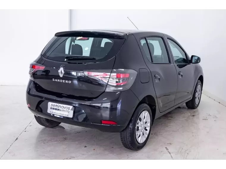 Renault Sandero Preto 10