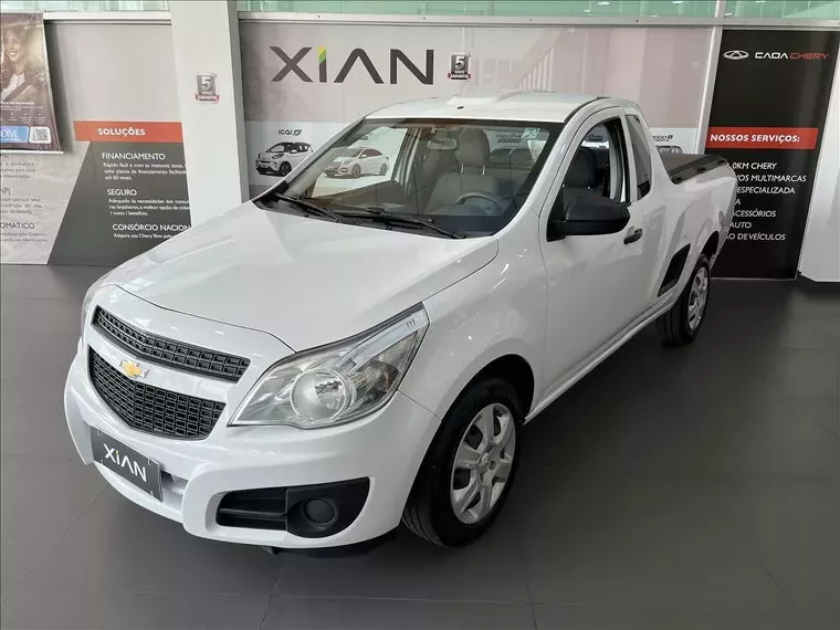 Chevrolet Montana Branco 7