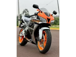 CBR 600