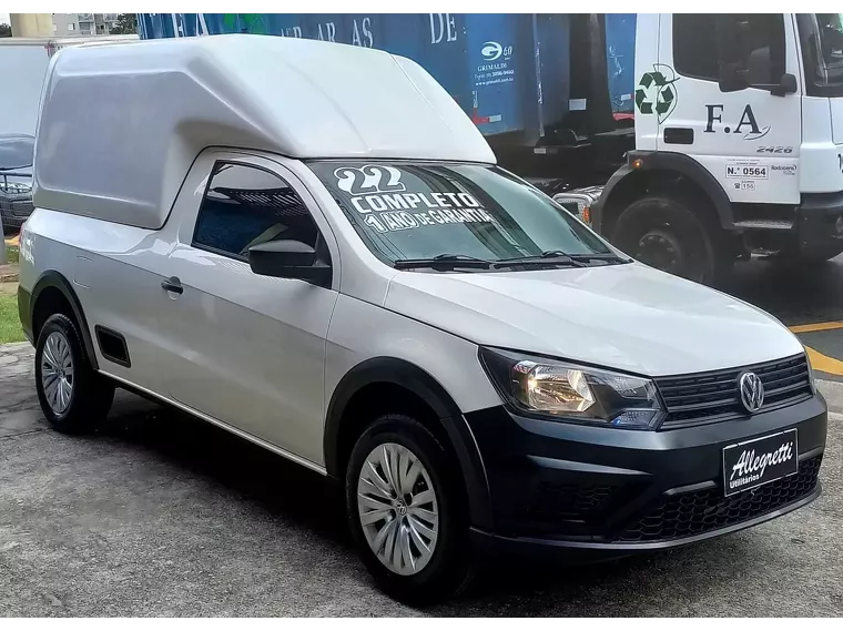 Volkswagen Saveiro Branco 4