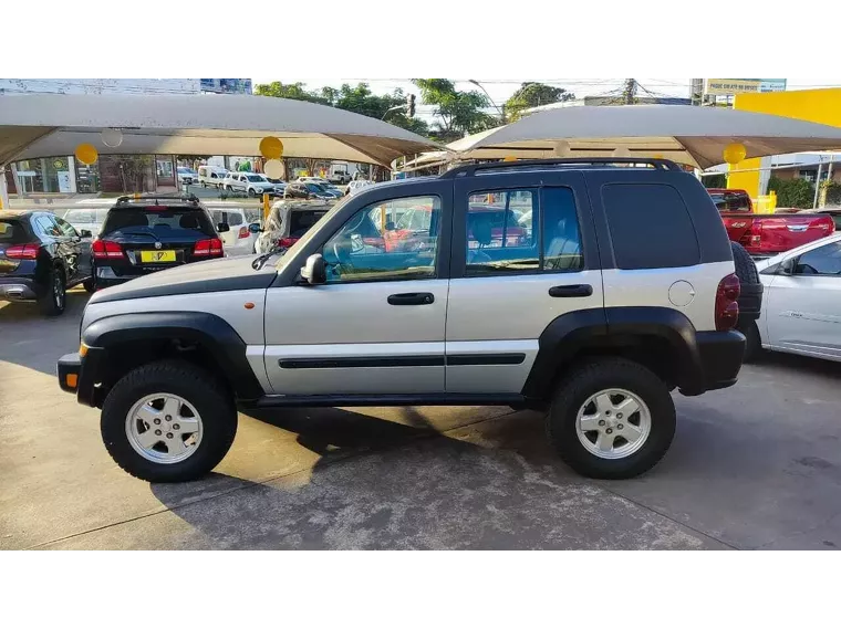 Jeep Cherokee Prata 14