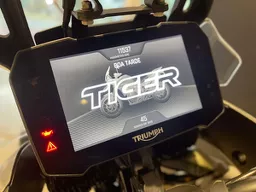 Triumph Tiger 900