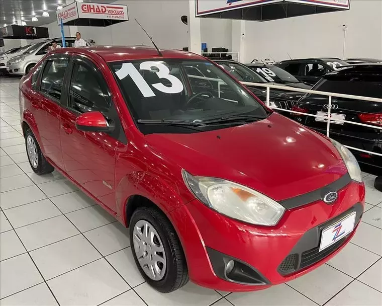 Ford Fiesta Vermelho 1