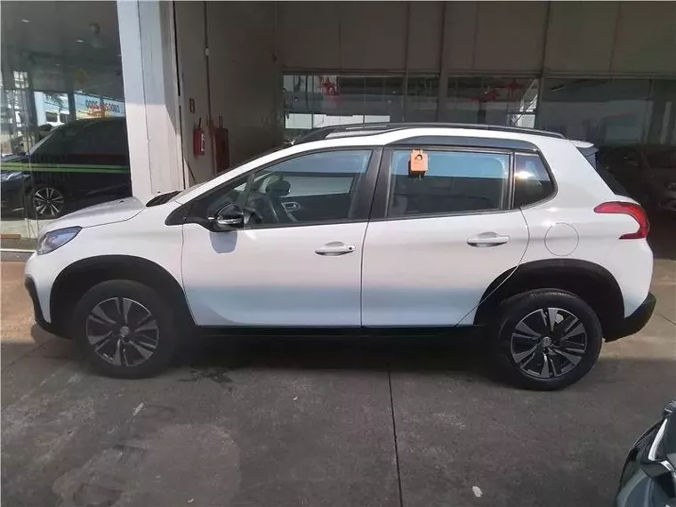 Peugeot 2008 Branco 8