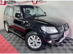 Mitsubishi Pajero TR4