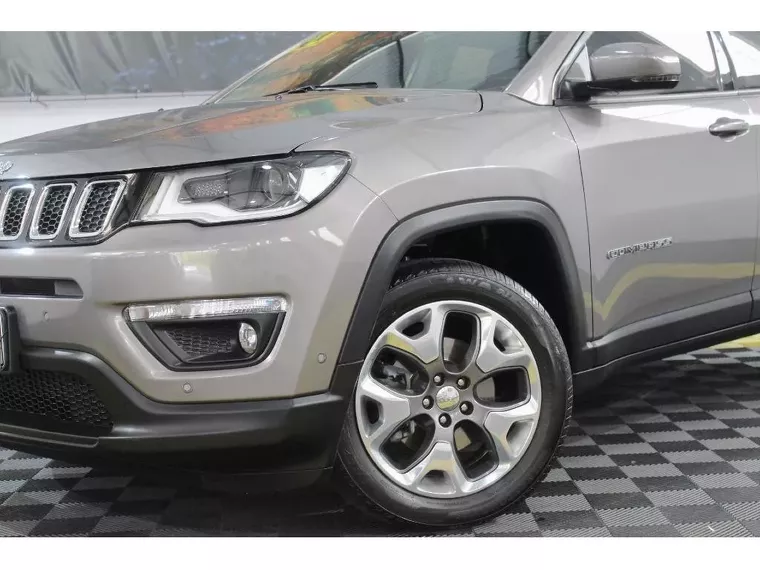 Jeep Compass Cinza 11