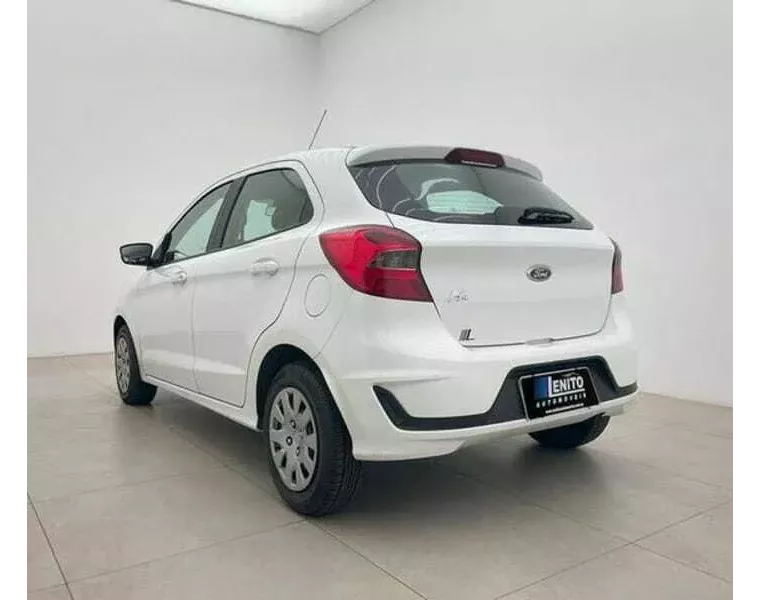 Ford KA Branco 4